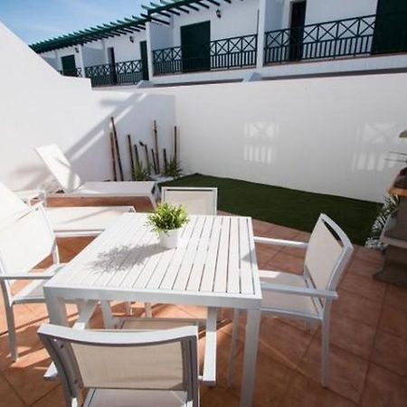 Apartamentos Quintana Playa Blanca (Lanzarote) Exterior foto